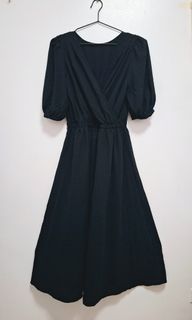 (Category: ) located in . Submitted by styled.traded (Listing ID 1460815887, Image 1). Description: .