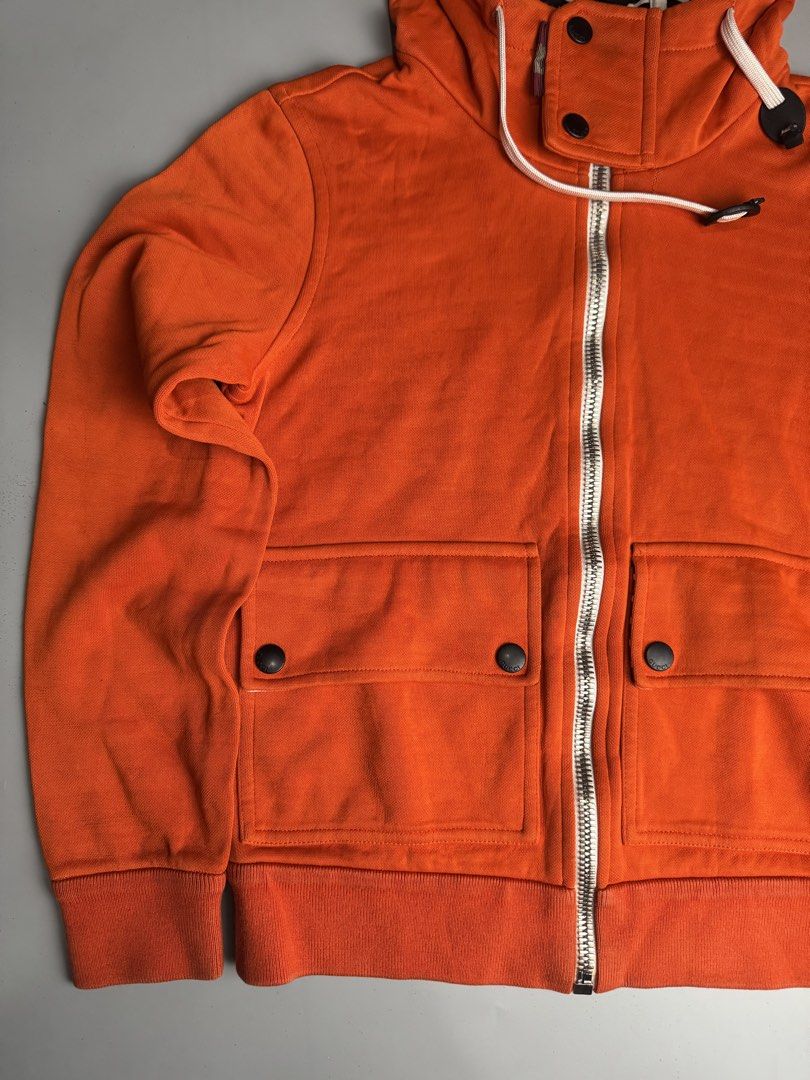 Gucci - Gianini Era - Jacket (Category: Luxury Apparel) located in San Pablo. Submitted by hiddenrygn (Listing ID 1460856530, Image 3). Description: Gucci - Gianini Era - Jacket Size : XS on tag (17” 21”) Still in good condition Authentic DM!.