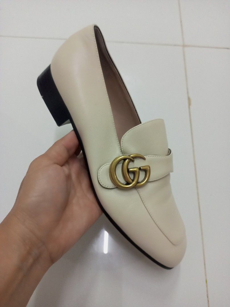 GUCCI DOUBLE G LOAFERS (Category: Loafers) located in Bulacan. Submitted by joanagwen (Listing ID 1460854977, Image 1). Description: GÜ$$I D0B0L GEEEEE LOAFERS With Outsole protector installed na rin Nasa 56k Yarn Size 36 on tag,, pang Super Slim lang Keri din 35.5.