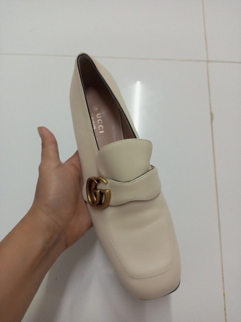 GUCCI DOUBLE G LOAFERS (Category: Loafers) located in Bulacan. Submitted by joanagwen (Listing ID 1460854977, Image 2). Description: GÜ$$I D0B0L GEEEEE LOAFERS With Outsole protector installed na rin Nasa 56k Yarn Size 36 on tag,, pang Super Slim lang Keri din 35.5.