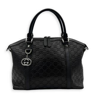 (Category: ) located in . Submitted by carousellluxury (Listing ID 1460818263, Image 1). Description: .