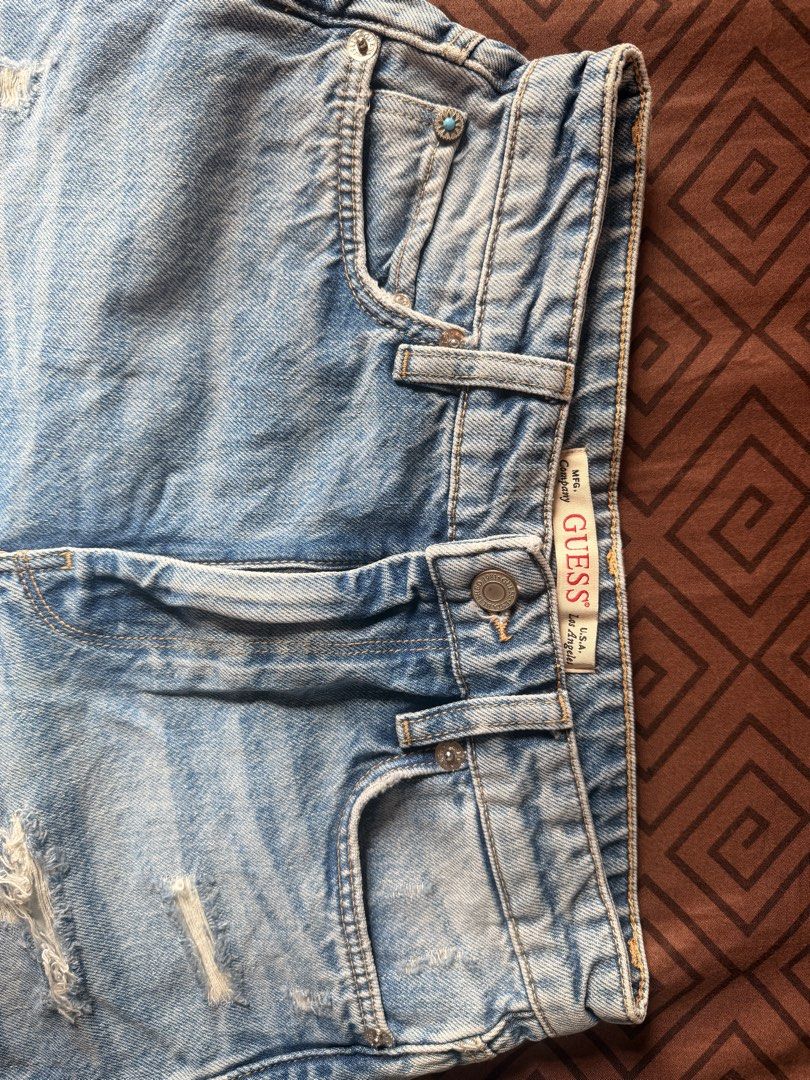 Guess Shorts (Category: Shorts) located in Manila. Submitted by niccyv_ (Listing ID 1460771197, Image 3). Description: Guess 80’s Pedal Denim Shorts 100% Cotton Denim Bought it for ₱5,500 Never worn .