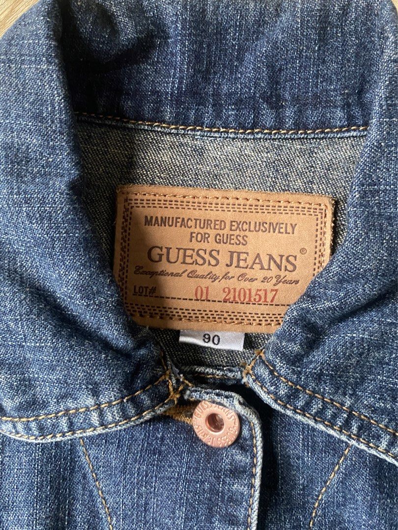 Guess Denim Jacket (Category: Coats, Jackets and Outerwear) located in Davao. Submitted by workmensph (Listing ID 1460744952, Image 3). Description: Guess Denim Jacket Size XS 17” x 20”.