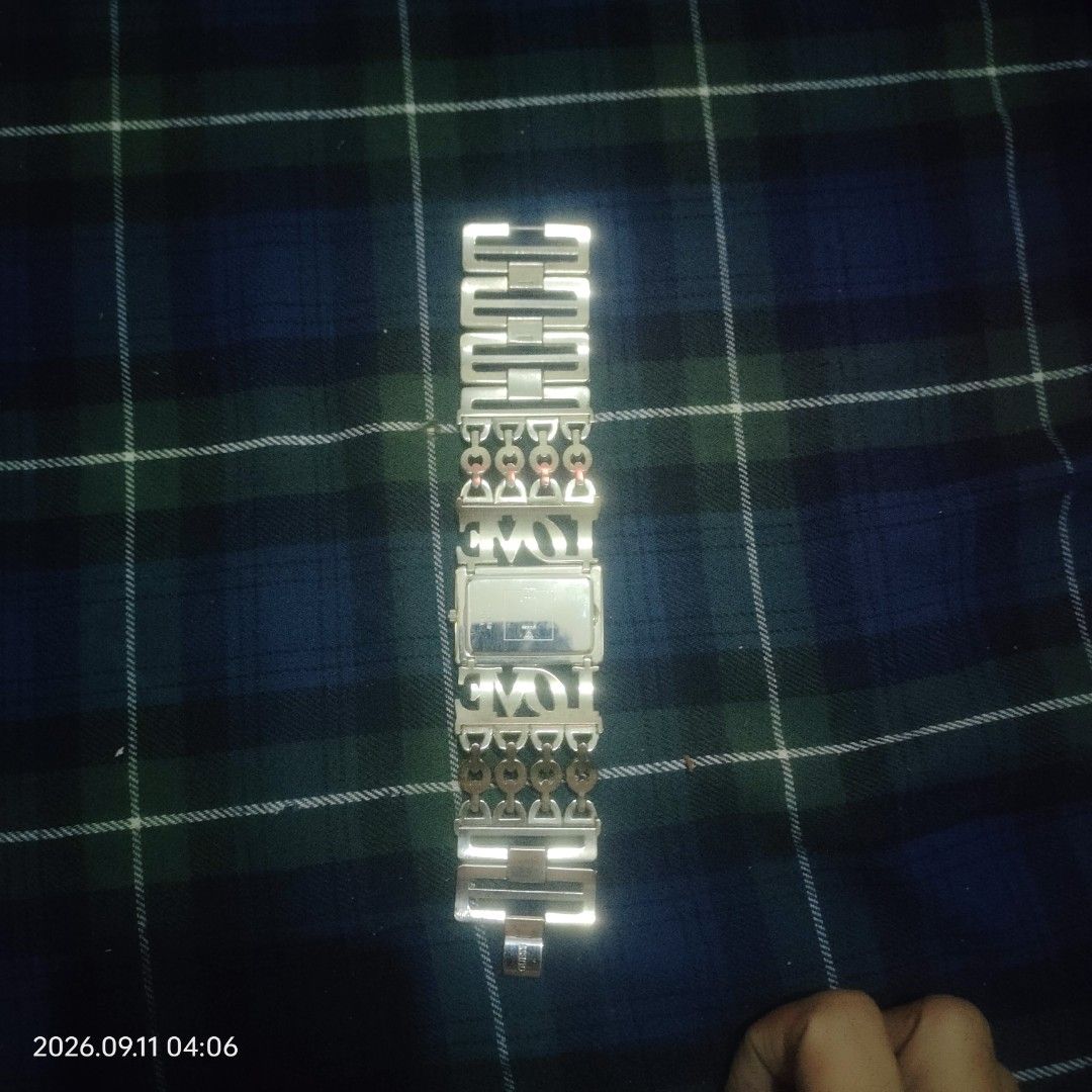Guess "LOVE" Bangle Watch (Category: Women's Watches) located in Quezon City. Submitted by goldenhorse_fa13c2 (Listing ID 1460916406, Image 3). Description: - Authentic Guess watch - Band features 'LOVE' spelled out in sparkling rhinestones - Elegant rectangular watch face - Comes with its original Guess box - A stylish accessory to elevate any outfit Jackpot ka dyan! 3,500 Negotiable!!! > FS: GUESS LOVE Watch Original - Ladies > ✅ Authentic with