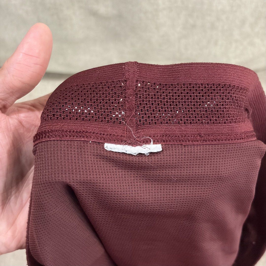 Gymshark Train Short 5” Burgundy (Category: Activewear) located in Quezon City. Submitted by aleceubank (Listing ID 1460740674, Image 3). Description: Gymshark Train Short 5” Burgundy Size S (30-32) Used 2x cut tag 1.5k .