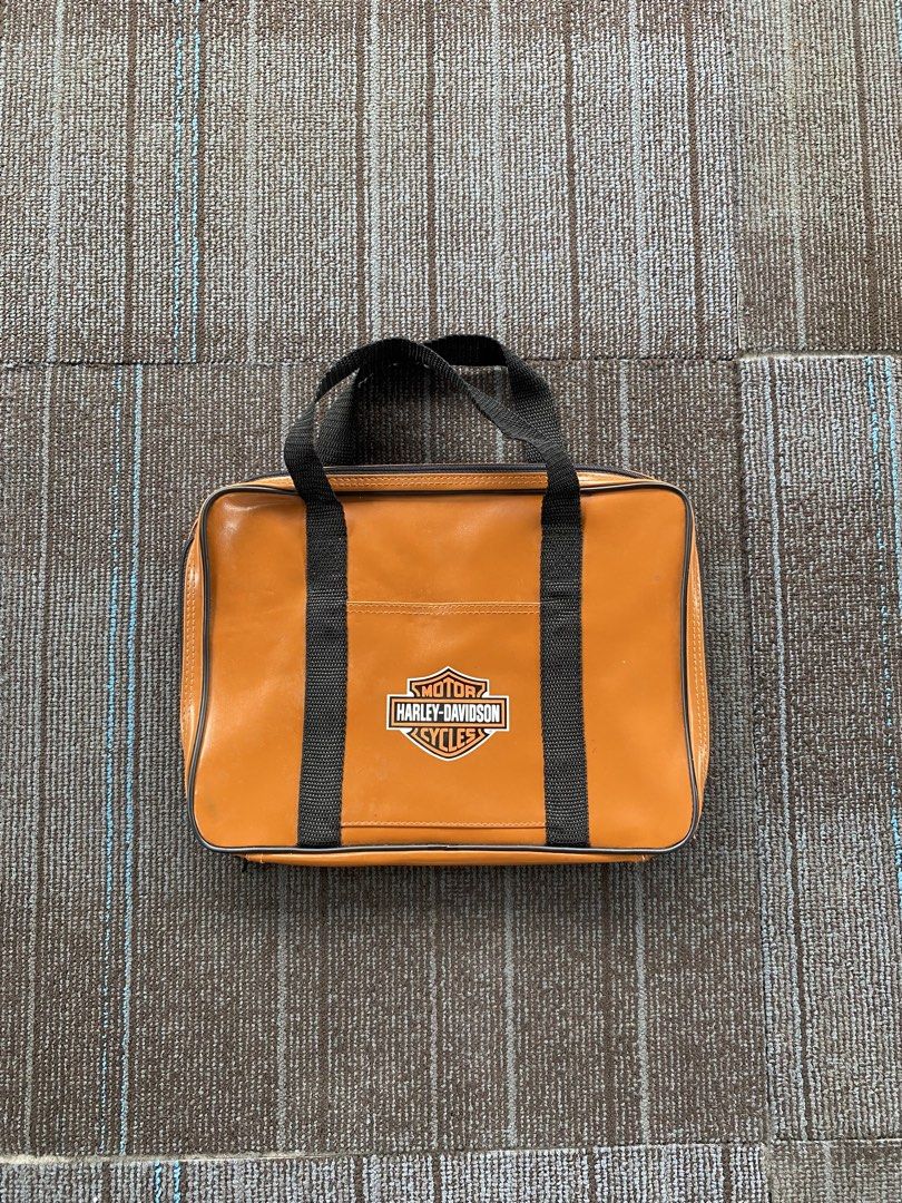 Harley Davidson Bag (Category: Belt bags, Clutches and Pouches) located in Taguig. Submitted by offther4ck (Listing ID 1460814029, Image 1). Description: .