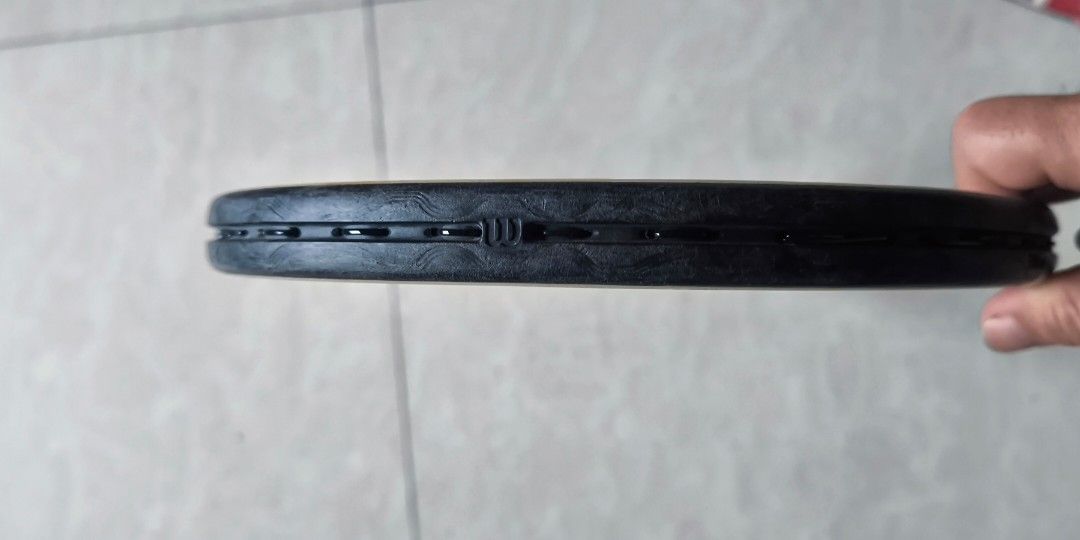 Wilsom Hyper Hammer 5.3 midplus racket (Category: Other Sports Equipment and Supplies) located in Cebu City. Submitted by vastocean.58904d (Listing ID 1460803763, Image 3). Description: Wilsom Hammer 5.3 midplus racket - Bought : brazil 2025.