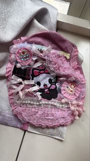 （分類：）位於 。 由 scarfed3445664322 提交（商品編號 1460798090，圖片 1）。簡介： 。