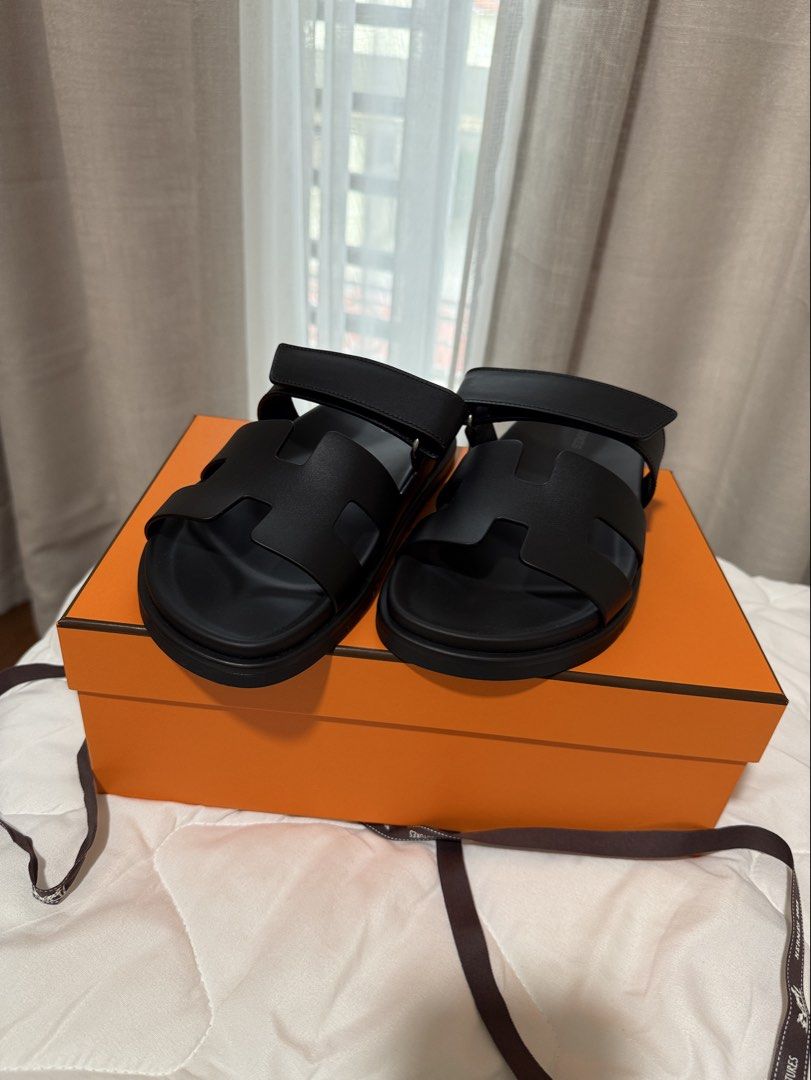 Hermes Chypre (Category: Slippers and slides) located in Manila. Submitted by chingguuu (Listing ID 1460877594, Image 2). Description: This is a preloved item. This item was used with care. PM me for the actual photo. RFS: gained weight (laki ng paa ko now lalo).