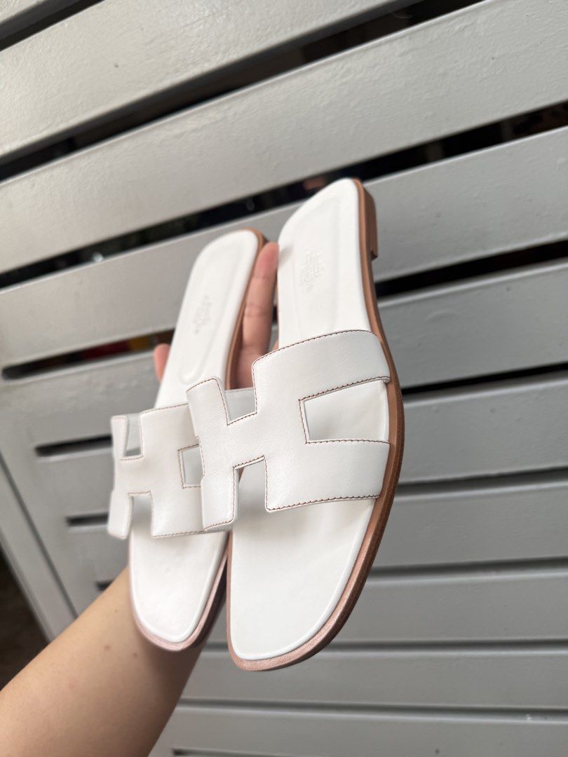 Hermes EUR 40 (Category: Sandals) located in Antipolo. Submitted by ceraken_luxpreloved (Listing ID 1460839682, Image 3). Description: .