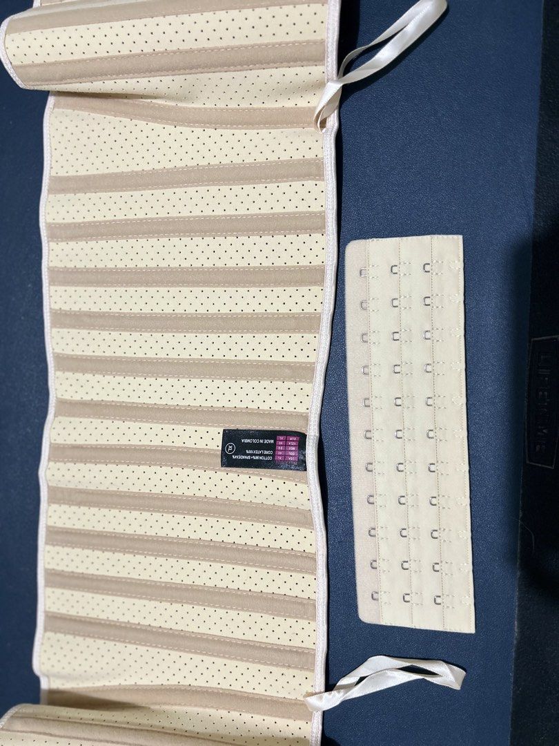 High Quality Waist Trainer / Corset (Category: Undergarments & Loungewear) located in Marikina City. Submitted by decluttering.matters (Listing ID 1460786402, Image 2). Description: Waist trainer / corset & extender (nude, 11 hook) 25 boned, latex, short breathable Size XL Bought online, opened the package but did not use Original price including the extender is around Php 1,400 No reservations. Payment first via GCash. First to pay gets the item