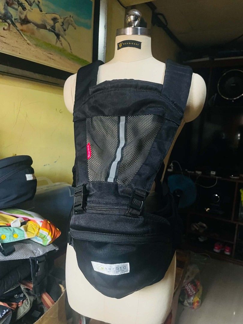 Hip seat carrier 3pcs available (Category: Carriers & Slings) located in Manila. Submitted by twokids_japansky (Listing ID 1460793990, Image 3). Description: .