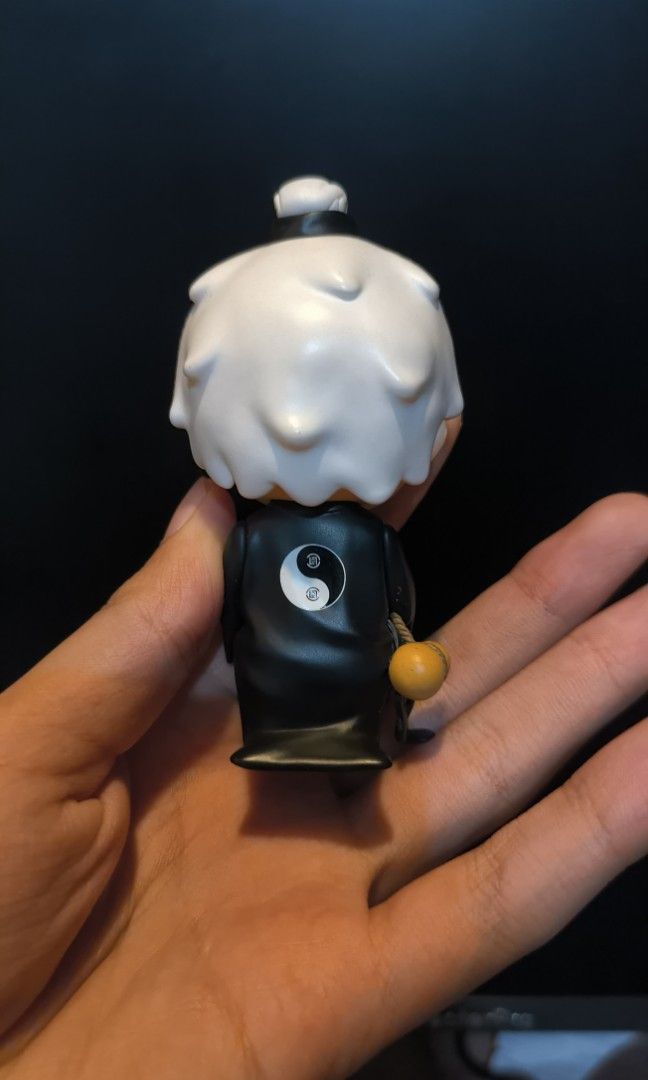 hirono - yin yang (Category: Designer & Blind Box Toys) located in Manila. Submitted by ninguripuruping (Listing ID 1460814433, Image 2). Description: no box/card condi: missing piece dm to mine.