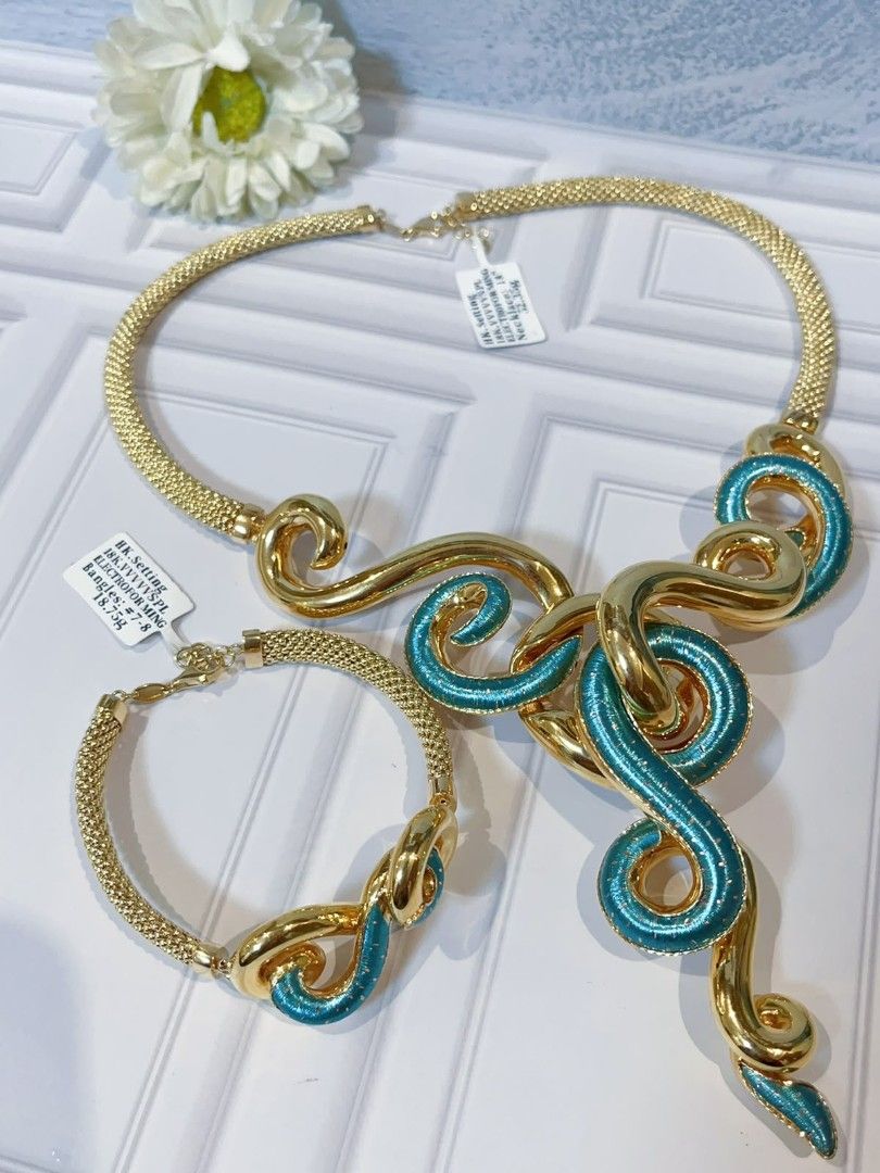 Hk Setting EF necklace 18k gold (Category: Necklaces) located in Manila. Submitted by primejewelry (Listing ID 1460919450, Image 1). Description: pm for the price.