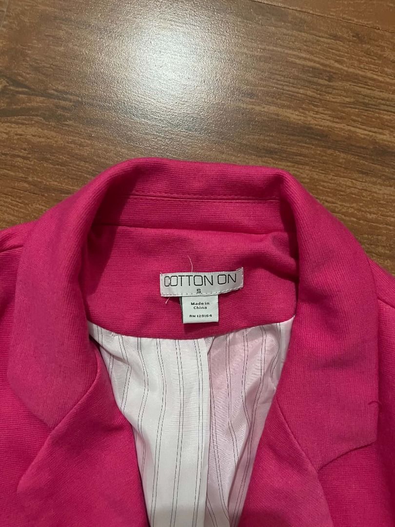 Hot Pink Blazer#44 (Category: Coats, Jackets and Outerwear) located in Caloocan City. Submitted by outfitloop (Listing ID 1460767784, Image 3). Description: - Single button closure - Two functional front pockets - Fully lined for comfort and a polished look IMPORTANT: • 1st photo is an AI styling/model preview for reference on how the item may look when worn. • Please refer to the actual photos for the item’s true appearance and condition. • Colo