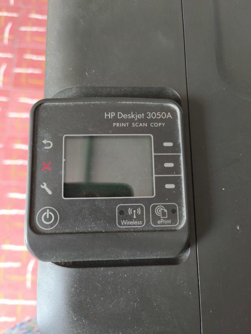 HP 2 (Category: Printers, Scanners & Copiers) located in San Juan City. Submitted by vingabby (Listing ID 1460771004, Image 3). Description: - HP Deskjet 3050A All-in-One Printer - Functions: Print, Scan, Copy - Wireless Connectivity - Condition: Dusty from storage - Selling: As is payment thru gcash /others shipping buyer pay issue..colored still functioning .