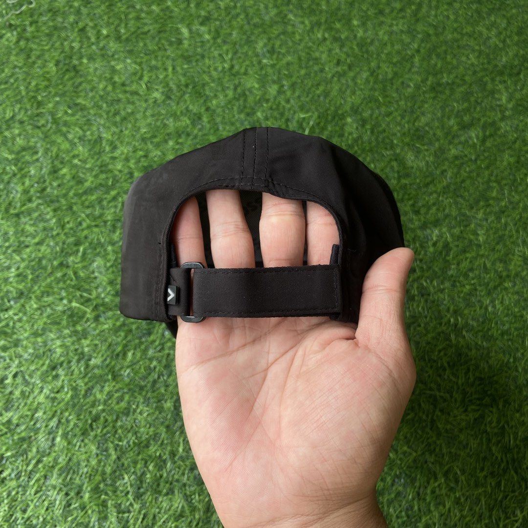 Hugo Boss Sevile Performance 1 Cap (Category: Caps & Hats) located in Davao. Submitted by payts.wruh (Listing ID 1460804735, Image 3). Description: Hugo Boss Sevile Performance 1 Cap one size fits all excellent condition no issue 💌💌💌.