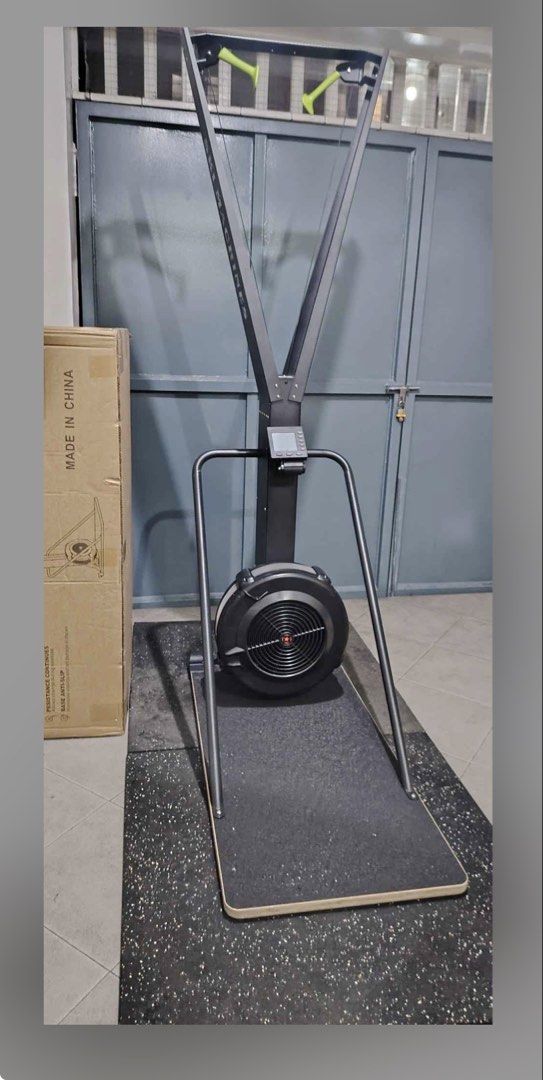 Hydrox Ski Erg (Category: Cardio & Fitness Machines) located in Quezon City. Submitted by qualitystoreshop (Listing ID 1460885287, Image 2). Description: Air Resistance Muscle Engagement Performance Monitor Wall mounted it.