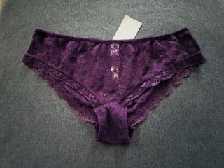 (Category: ) located in . Submitted by 99ners (Listing ID 1460743709, Image 1). Description: .