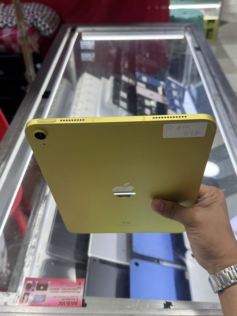 iPad 10TH GEN Cellular 64GB NTC (Category: iPad) located in Manila. Submitted by ram-gadget-shop (Listing ID 1460829530, Image 2). Description: .