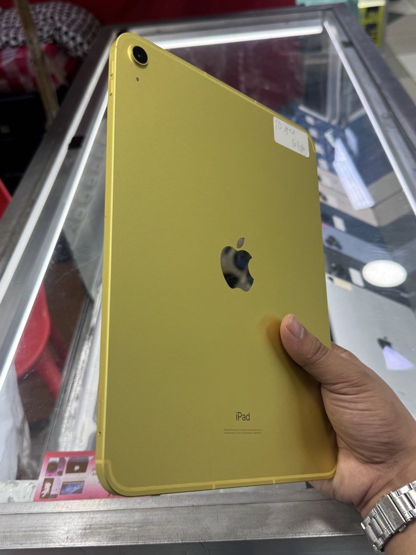 iPad 10TH GEN Cellular 64GB NTC (Category: iPad) located in Manila. Submitted by ram-gadget-shop (Listing ID 1460829530, Image 3). Description: .