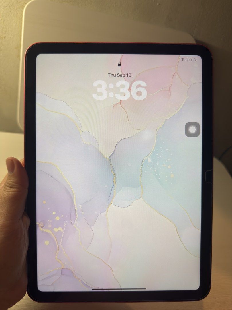 Ipad A16 128gb (Wifi only) (Category: iPad) located in Rizal. Submitted by shop101_348 (Listing ID 1460797065, Image 2). Description: Selling Ipad 11th gen in pink color 128gb. Bought brandnew last January 2026. Rarely used as I have my mini ipad. In good condition, no scratches or dents. Rfs: need extra money Unit only W free benguoo pen & case.