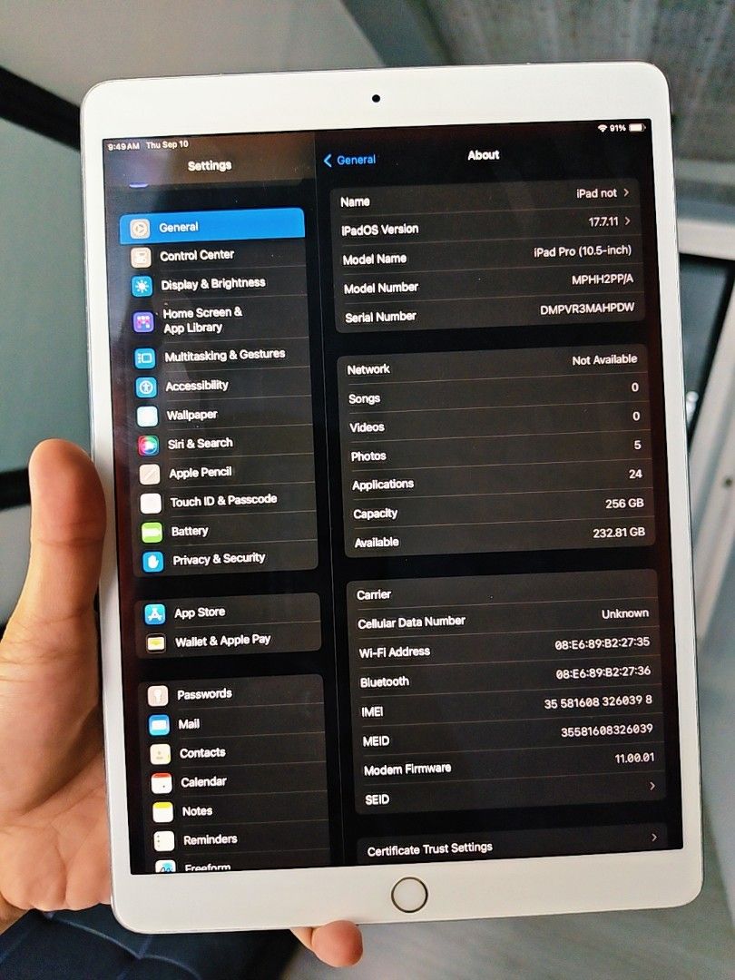 Ipad pro 10.5 (Category: iPad) located in Manila. Submitted by yhinyhang (Listing ID 1460725304, Image 3). Description: 8490 Ipad pro 10.5 inch Smooth 120hertz promotion display A10x fusion chip processor 4-speaker audio system kaya super lakas!!! Wifi cellular Openline any sim 256gb storage Fingerprint perfectly working With flash cam Malinaw cam front and back Gaming tab ndin Reset to sawa No apple id or icloud Latest ios 17 sagad All good, min