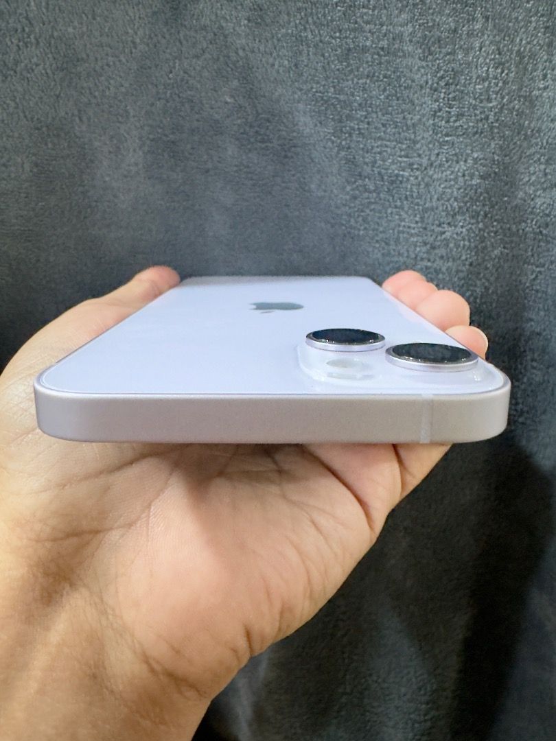 iPhone 14 Plus 256 gb (Category: iPhone 14 Series) located in Caloocan City. Submitted by homaraya (Listing ID 1460743853, Image 2). Description: ✅ 100% Original iPhone ✅ No SIM Restrictions ✅ eSIM / physical sim ✅ Fully working — all functions tested ✅ iCloud/Apple ID can be signed out before turnover ✅ No Face ID issue, no audio issue, no charging issue, no camera issue, no hidden issues ✅ No repair history ✅ No scratches, no dents, physically 