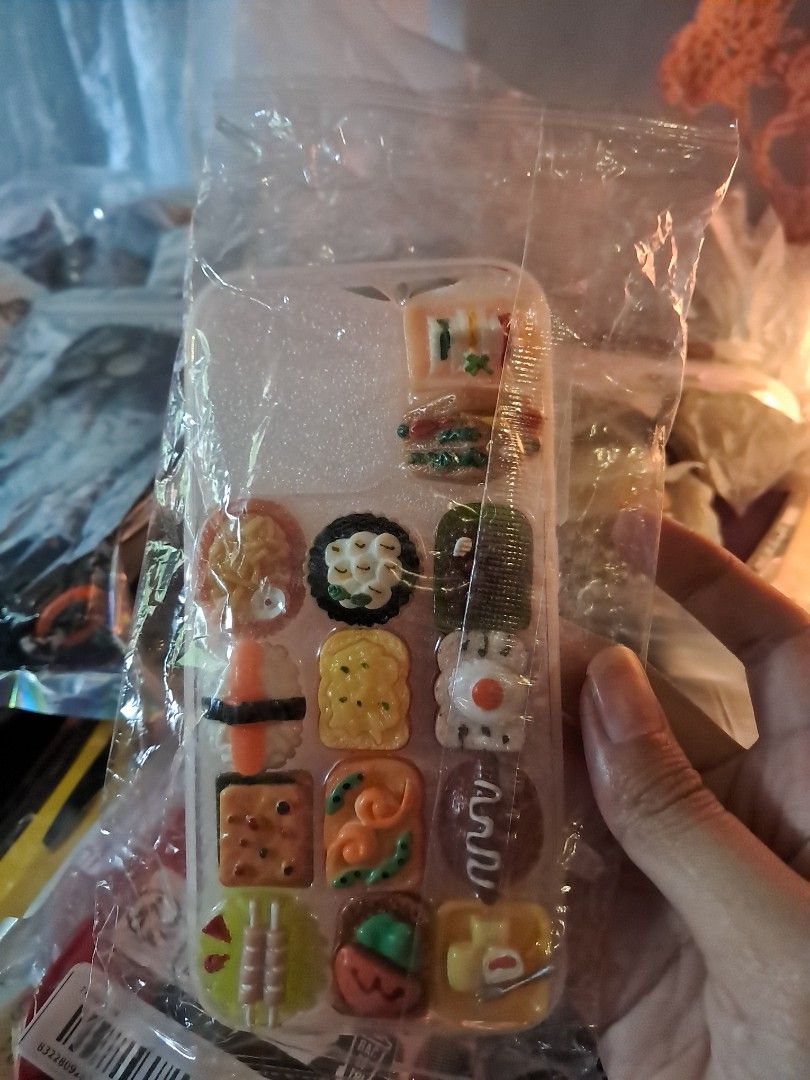 Iphone 15 pro (Category: Cases & Sleeves) located in Manila. Submitted by aliyahhh06 (Listing ID 1460762923, Image 1). Description: .