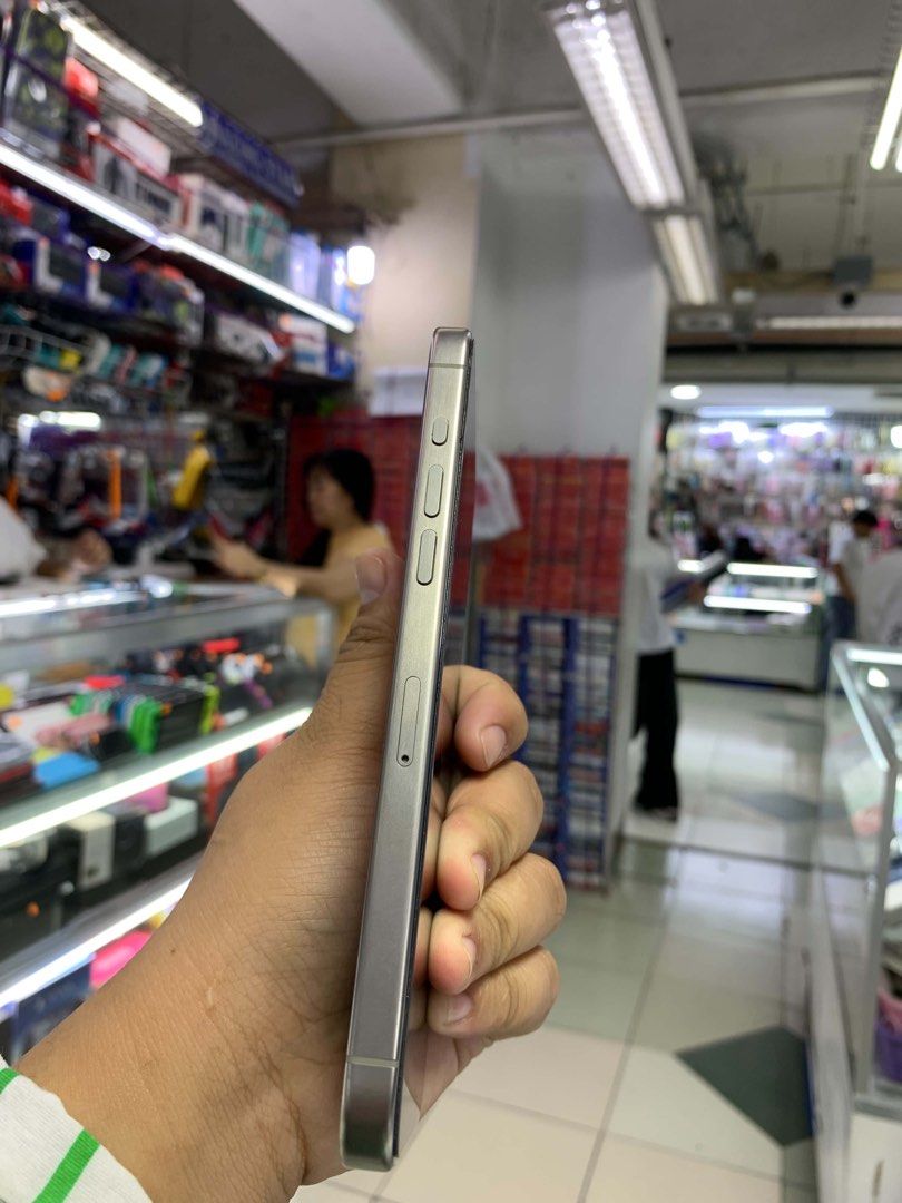 iPhone 15 Pro Max 512GB Factory Unlock No Issue Secondhand (Category: iPhone 15 Series) located in Pasig City. Submitted by FarAndRayShop (Listing ID 1460779996, Image 3). Description: OPEN FOR SWAP/SELLING/BUYING (RFS: Buy and Sell) Price: 47,499 iPhone 15 Pro Max 512GB •FACTORY UNLOCK •NO HIDDEN ISSUES •TEST TO SAWA •Authentic Phone Physical store in Greenhills Shopping Center XD-09 Stall Number Look For Rayray Or Anika NO CASH INSTALLMENT We a