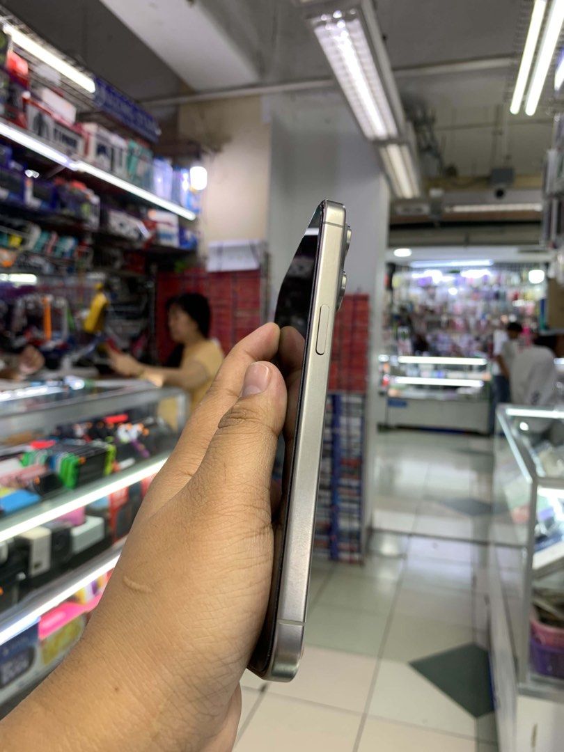 iPhone 15 Pro Max 512GB Factory Unlock No Issue Secondhand (Category: iPhone 15 Series) located in Pasig City. Submitted by FarAndRayShop (Listing ID 1460779996, Image 2). Description: OPEN FOR SWAP/SELLING/BUYING (RFS: Buy and Sell) Price: 47,499 iPhone 15 Pro Max 512GB •FACTORY UNLOCK •NO HIDDEN ISSUES •TEST TO SAWA •Authentic Phone Physical store in Greenhills Shopping Center XD-09 Stall Number Look For Rayray Or Anika NO CASH INSTALLMENT We a