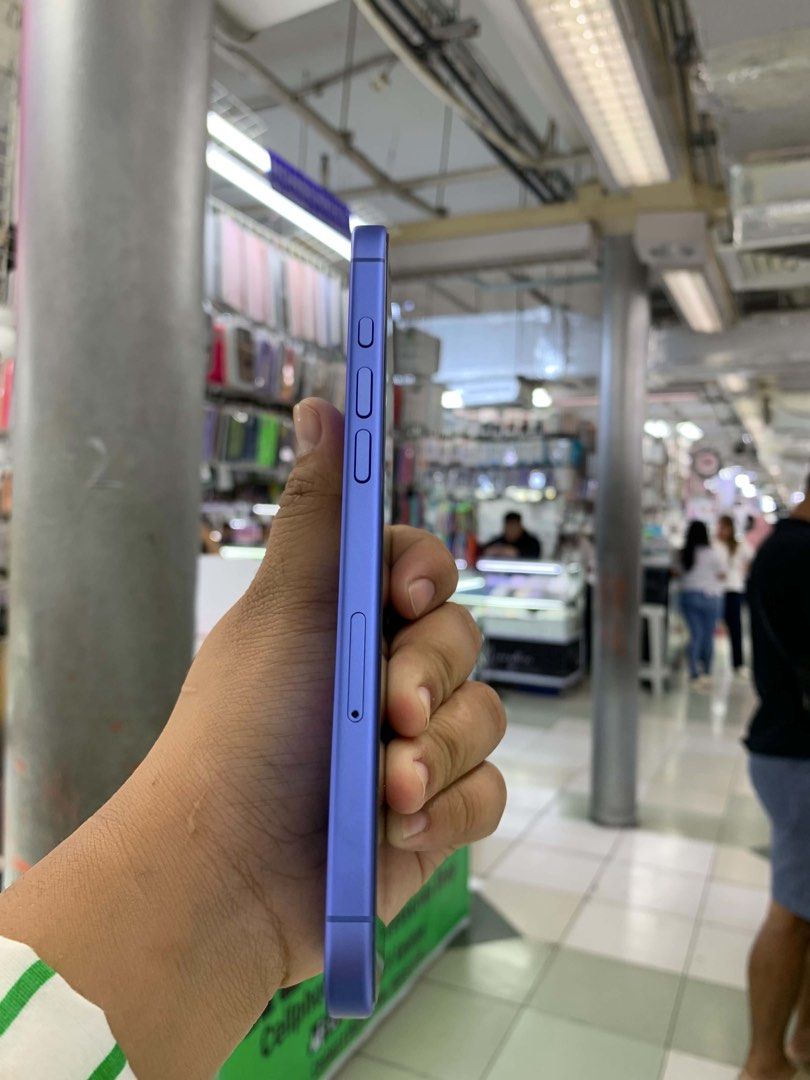 iPhone 16 Plus 128GB Factory Unlock No Issue Secondhand (Category: iPhone 16 Series) located in Pasig City. Submitted by FarAndRayShop (Listing ID 1460778398, Image 3). Description: OPEN FOR SWAP/SELLING/BUYING (RFS: Buy and Sell) Price: 40,499 iPhone 16 Plus 128GB •FACTORY UNLOCK •NO HIDDEN ISSUES •TEST TO SAWA •Authentic Phone Physical store in Greenhills Shopping Center XD-09 Stall Number Look For Rayray Or Anika NO CASH INSTALLMENT We are ope