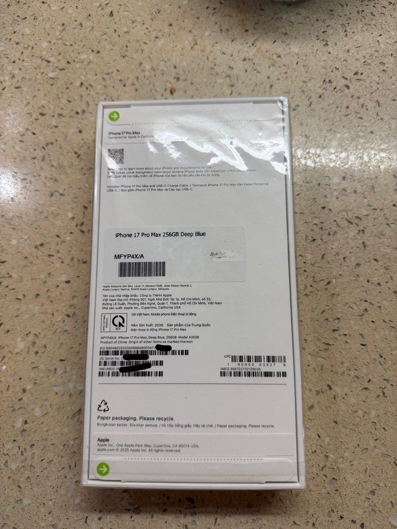 iPhone 17 pmax (Category: iPhone 17 Series) located in Caloocan City. Submitted by krabby0 (Listing ID 1460737377, Image 2). Description: Bnew.