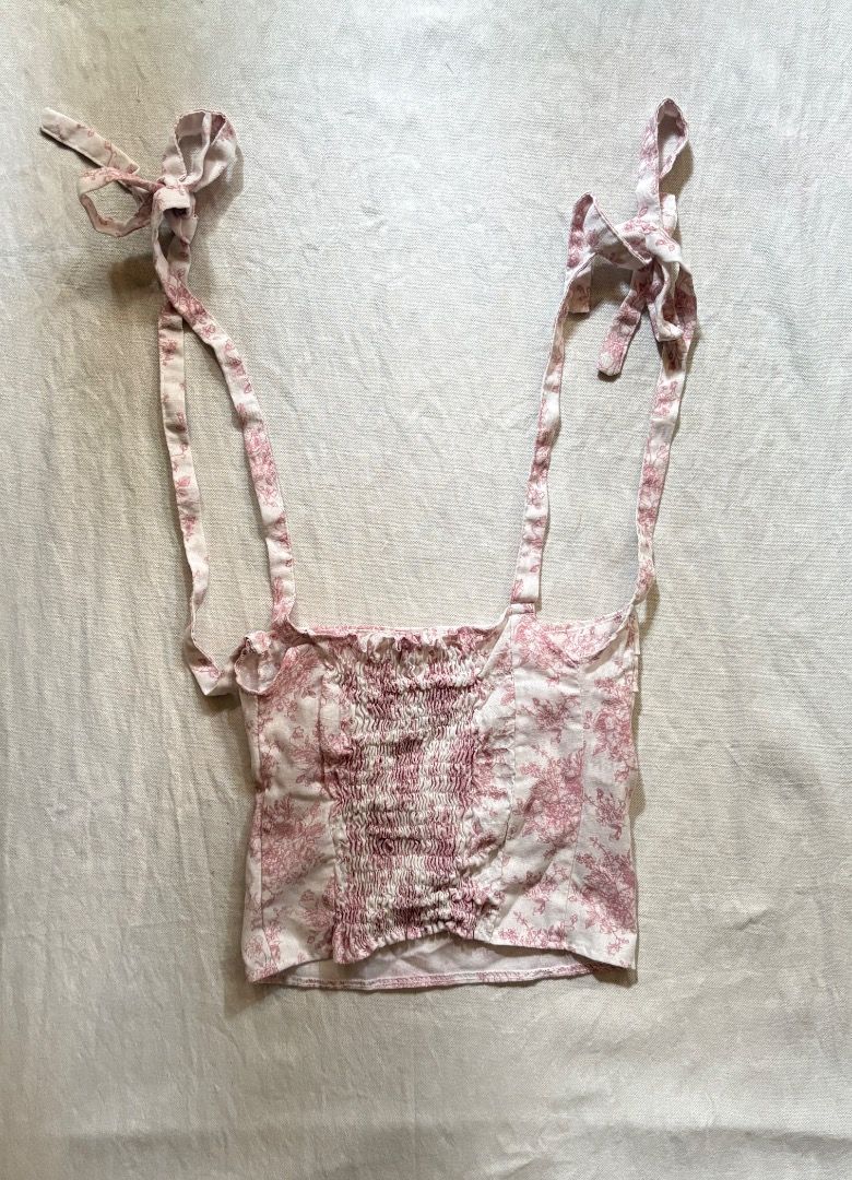 Isa the Label Lila Bustier Top (Category: Sleeveless) located in Marikina City. Submitted by spicyysalmon.archive (Listing ID 1460745872, Image 2). Description: 🤍 10/10 condition! 🤍 lila bustier top in pink toile .
