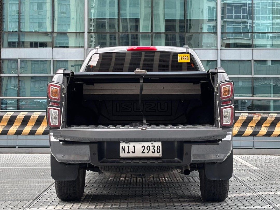 Isuzu D-Max (Category: Used Cars) located in Makati City. Submitted by maby_latido05 (Listing ID 1460748909, Image 3). Description: New Unit 2023 Isuzu D-Max 3.0 4x2 LS-A AT Diesel‼️🔥 ₱177,653 ALL-IN CASHOUT (chattel and insurance included) 2 years: ₱62,118 3 years: ₱44,882 4 years: ₱37,217 𝑵𝑶 𝑴𝑰𝑳𝑬𝑨𝑮𝑬 𝑻𝑨𝑴𝑷𝑬𝑹𝑰𝑵𝑮 𝑮𝑼𝑨𝑹𝑨𝑵𝑻𝑬𝑬𝑫 First Owner Well maintained Casa record 14k Mileage Plate Number: NIJ2938 Body Color - Galena Gra