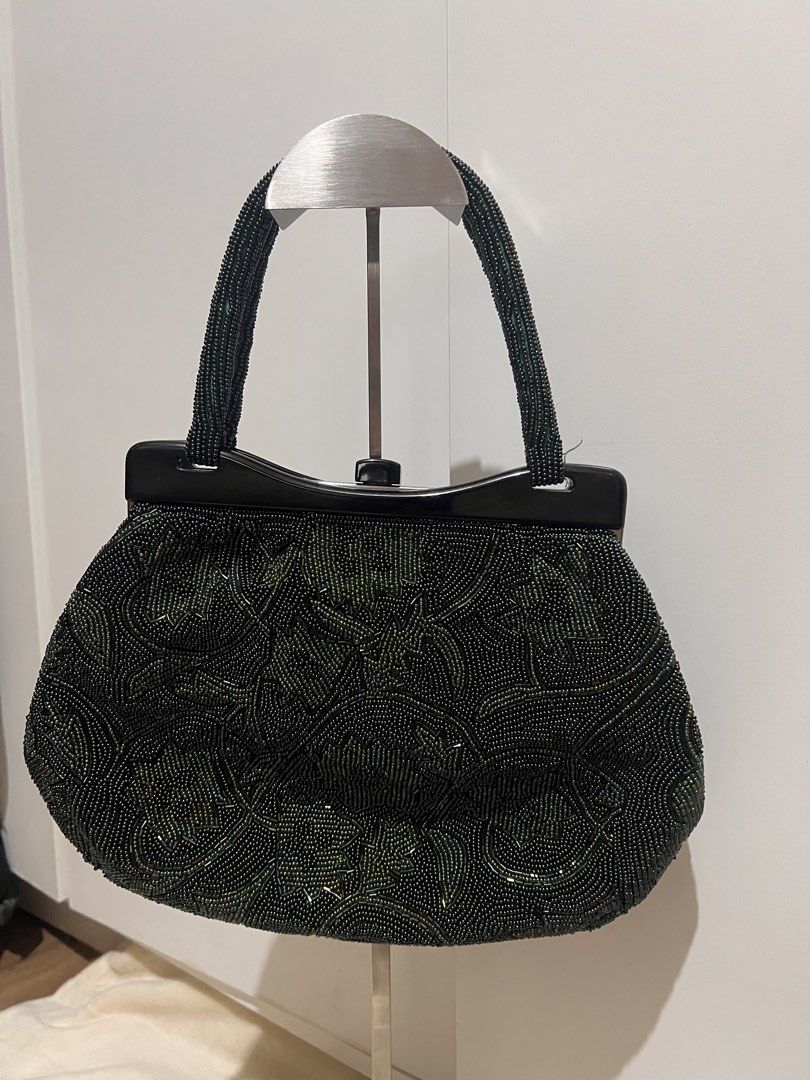 🎌Japan Beadwork Handbag - PRELOVED (Category: Tote Bags) located in Makati City. Submitted by carullee (Listing ID 1460880155, Image 1). Description: Preloved Japan sourced kisslock beaded handbag Color: Emerald Interior: silk/satin Condition: like new minimal flaws .