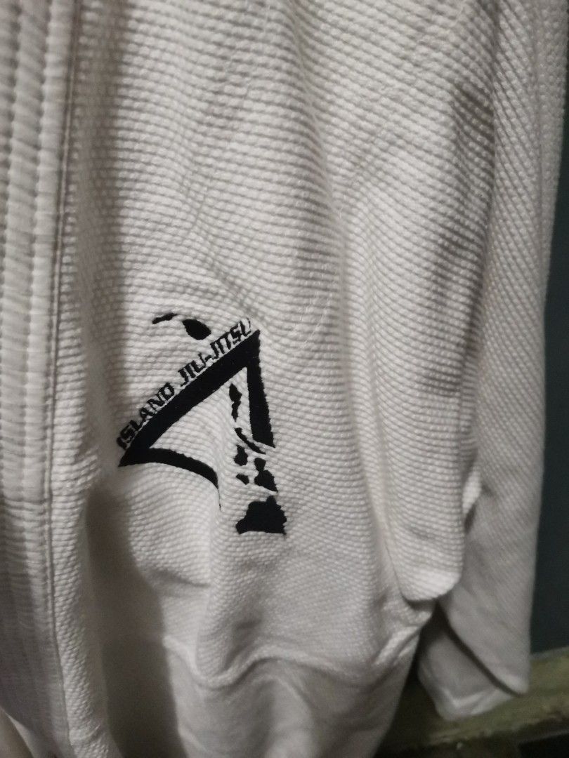 Jiu-jitsu A4 (Category: Combat Sports) located in Manila. Submitted by mharl16apron (Listing ID 1460738011, Image 2). Description: All items are from bale please manage your expectations.