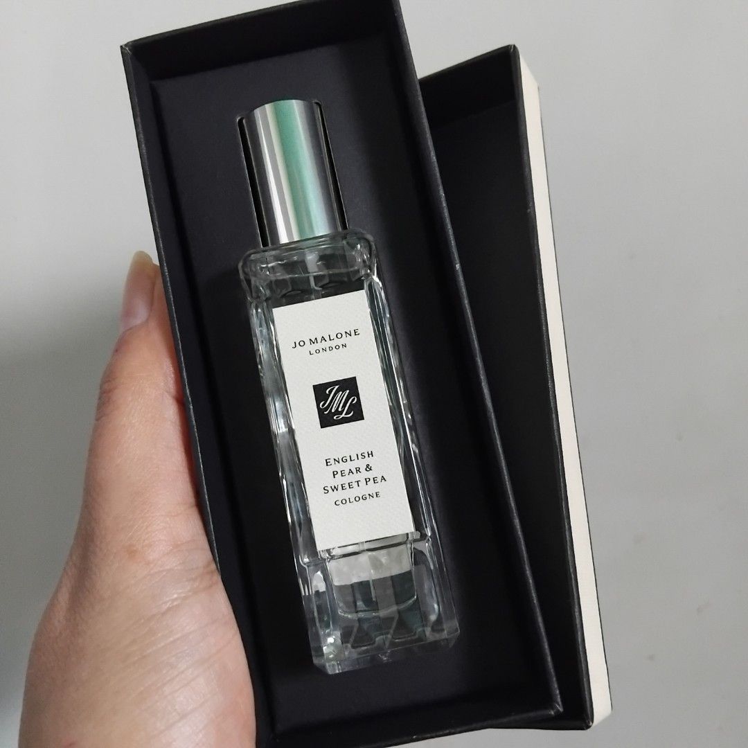 Jo Malone Colonge 💯 Authentic (Category: Fragrance & Deodorants) located in Marilao. Submitted by MusicAndThings (Listing ID 1460756584, Image 2). Description: English Pear & Sweet Pea Limited Edition Bottle 30ml 💯 Authentic *also available, Lime Basil & Mandarin 30ml regular bottle..