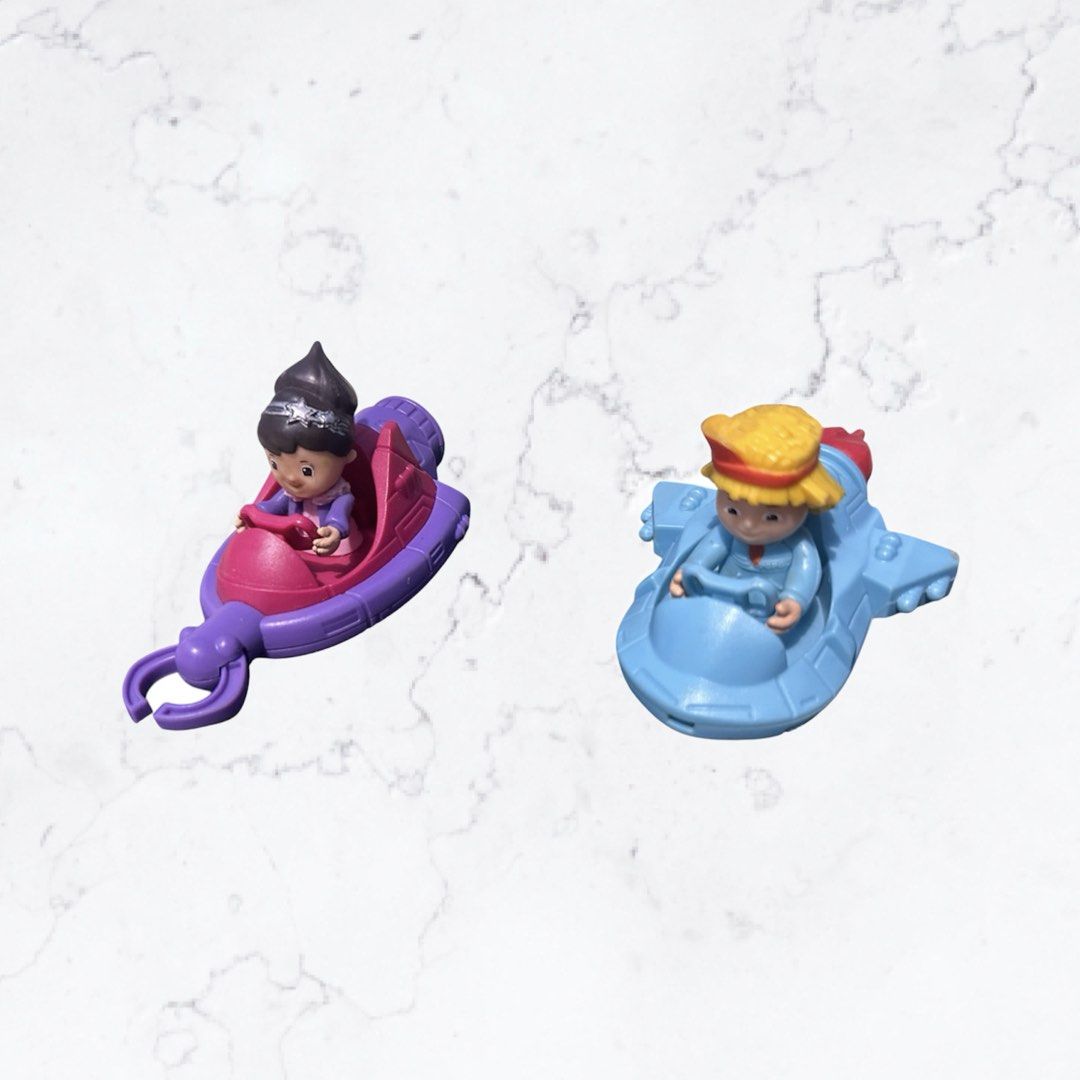 Jollibee Space Adventure Toy (Category: Kids Toys) located in Manila. Submitted by sytakayama (Listing ID 1460875718, Image 2). Description: 40 each.