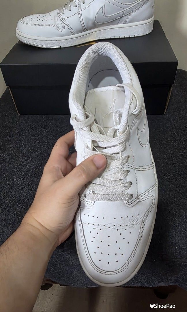 Jordan 1 Low (Category: Sneakers) located in Caloocan City. Submitted by shoepao2024 (Listing ID 1460766288, Image 2). Description: Pre - loved Jordan 1 Triple White.