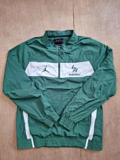 (Category: ) located in . Submitted by thriftgarments0121 (Listing ID 1460886132, Image 1). Description: .