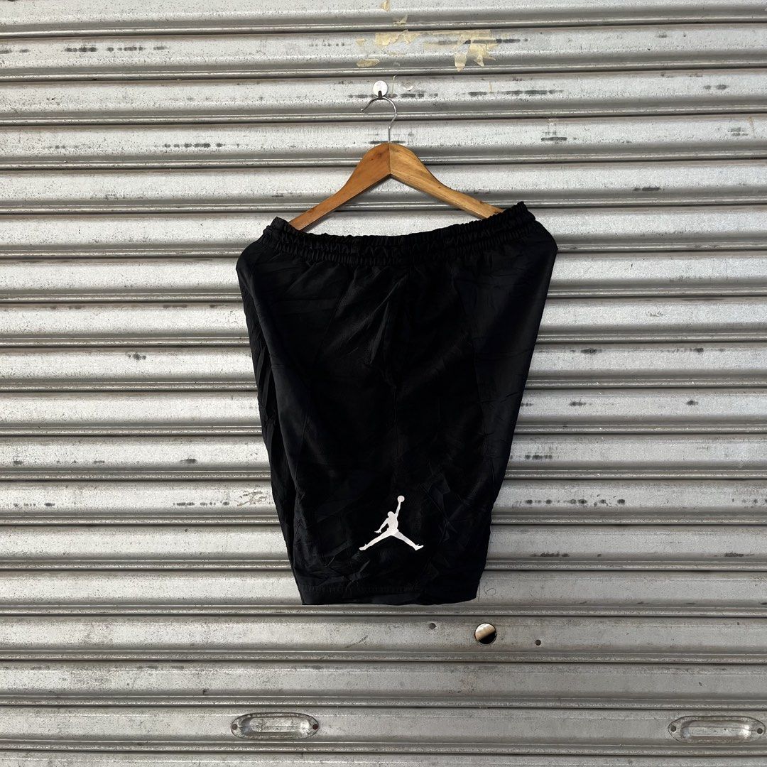 Jordan Diamond logo (Category: Shorts) located in Sagbayan (Borja). Submitted by lunapawpaw46843 (Listing ID 1460735399, Image 1). Description: - Authentic Black Jordan shorts - Iconic Jumpman logo - Comfortable elastic waistband with adjustable drawstring - Lightweight and breathable fabric - Versatile for sports, workouts, or everyday casual wear - Subtle textured fabric details for added style.