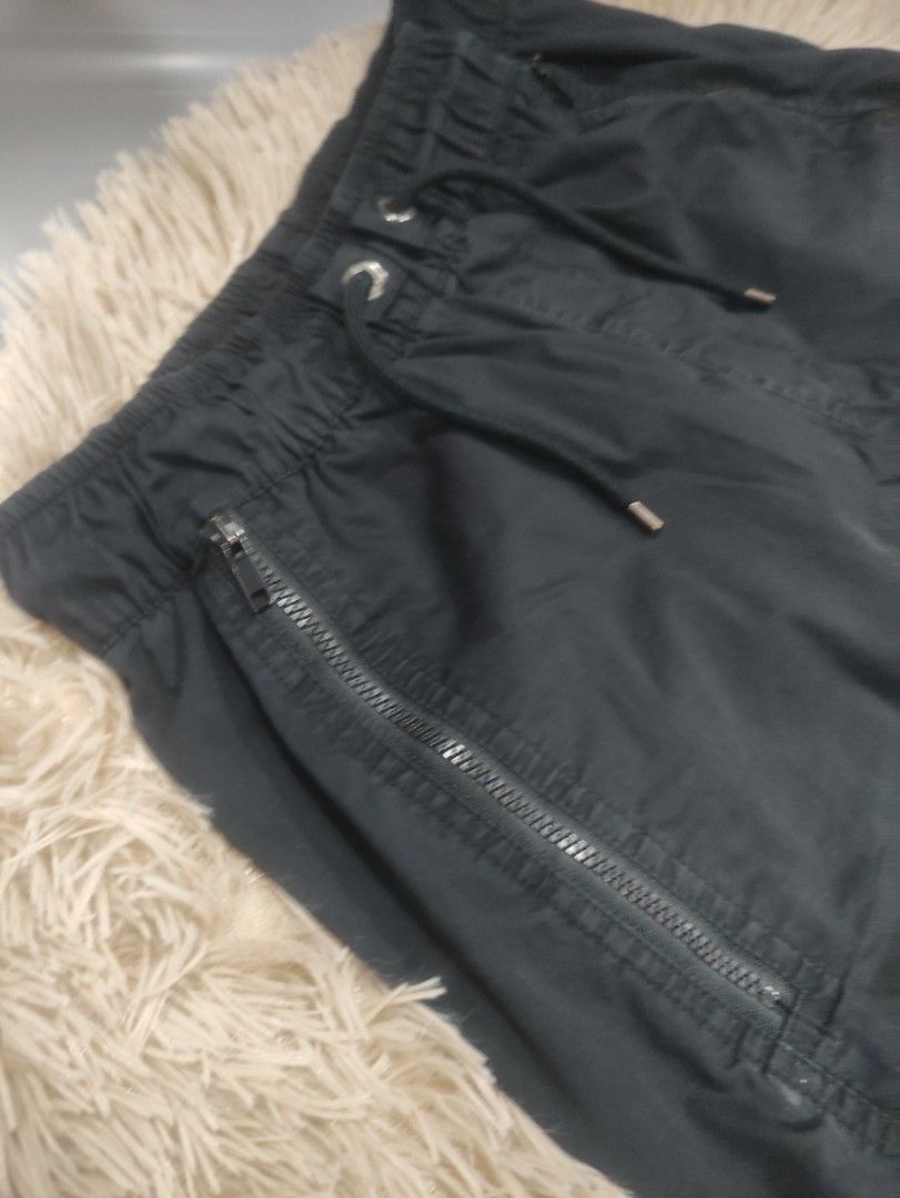 JORDAN SWEATPANTS (Category: Joggers) located in Manila. Submitted by shellys_collection (Listing ID 1460801149, Image 3). Description: - Excellent Condition - Color Rate: 8.5/10 - Quality Rate: 10/10 - Authentic - NO ISSUE Dimes: 23W x 34L Ps. OPEN FOR VC (for quality and legit checking).