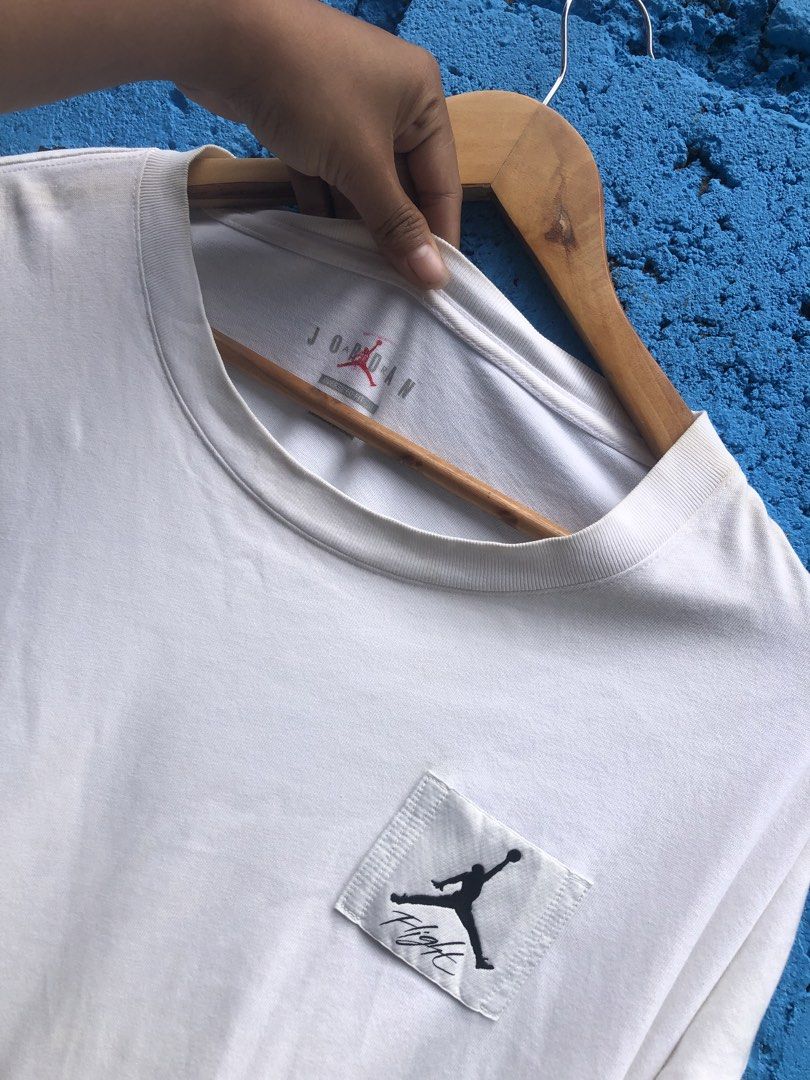 jordan tshirt (Category: Tshirts & Polo Shirts ) located in Manila. Submitted by thriftyah_23 (Listing ID 1460778696, Image 3). Description: Nike Jordan Flight Essentials Men’s Oversized Patch T-Shirt 29’23.