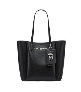 (Category: ) located in . Submitted by boniscloset (Listing ID 1460740197, Image 1). Description: .
