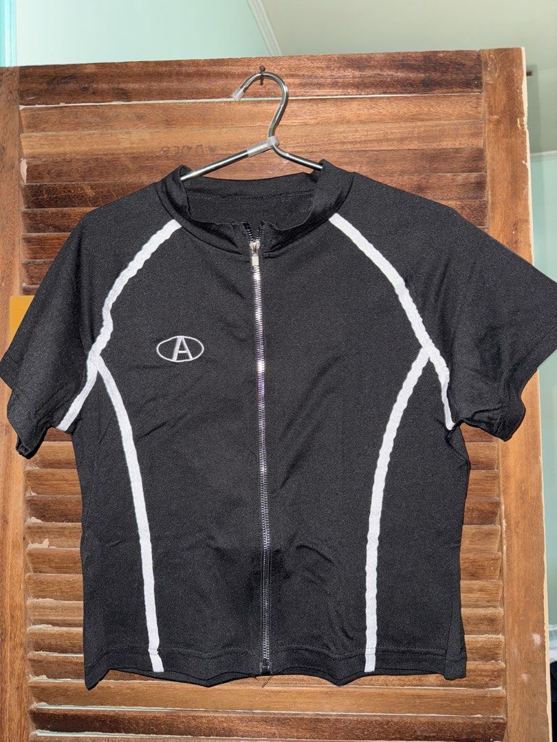 Kasya ph top (Category: Blouses) located in San Pedro. Submitted by vennizventura (Listing ID 1460766562, Image 3). Description: As pack Never worn, wrong size No flaws Please note: Color may slightly vary in photos due to lighting. 😊.