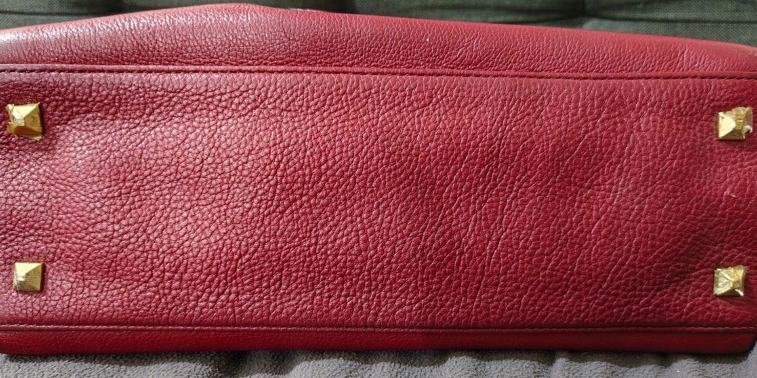 Kate Spade (Category: Luxury Bags & Wallets) located in Valenzuela. Submitted by ardokzbella (Listing ID 1460815328, Image 3). Description: .