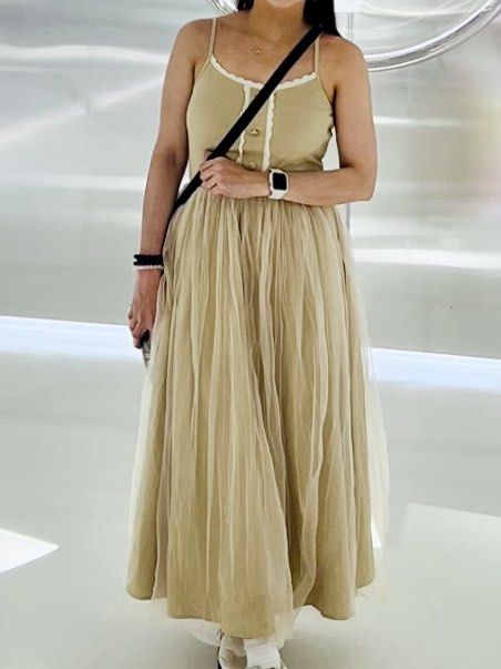 Khaki Tulle Maxi Dress (Category: Dresses) located in Manila. Submitted by dejunk.mnl (Listing ID 1460895250, Image 1). Description: .