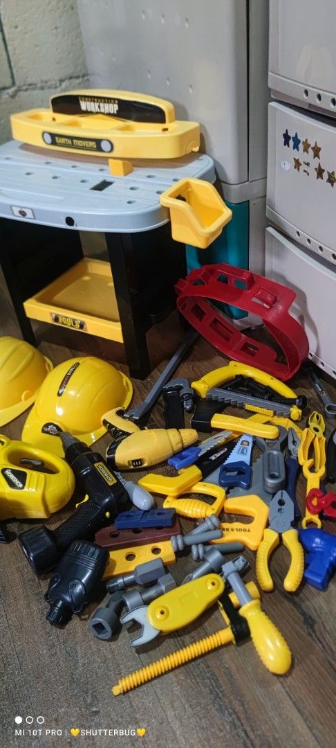 Kids Construction Workshop Toy Set with Tools and Helmets (Category: Kids Toys) located in Caloocan City. Submitted by risyapenil64601 (Listing ID 1460767963, Image 2). Description: Take all toys as is. Honest issue nawala na po yung 2 kinakabit pang stand sa toys gawan nyo na lang po paraan yun lang po ang issue. battery operated yung 2 item jan. bulky toys po ito.