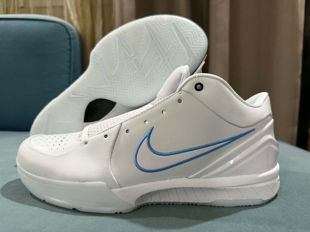 KOBE IV PROTRO (Category: Sneakers) located in Taguig. Submitted by cedlalin1993 (Listing ID 1460786393, Image 2). Description: FOR SALE KOBE IV PROTRO📌 PRICE 11,000 PURCHASED FROM TITAN DM📥📥📥 SIZE 11📌.